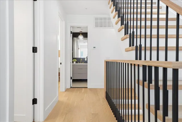 $1,080,000 | 105 Laidlaw Avenue, Unit 3, Jersey City, NJ 07306