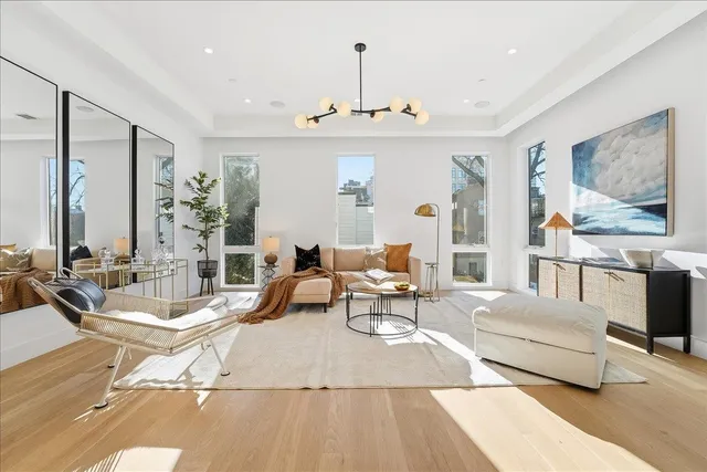 $1,080,000 | 105 Laidlaw Avenue, Unit 3, Jersey City, NJ 07306