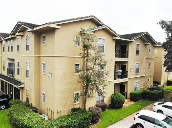 $2,050 | 103 Vista Verdi Circle, Unit 205, Lake Mary, FL 32746