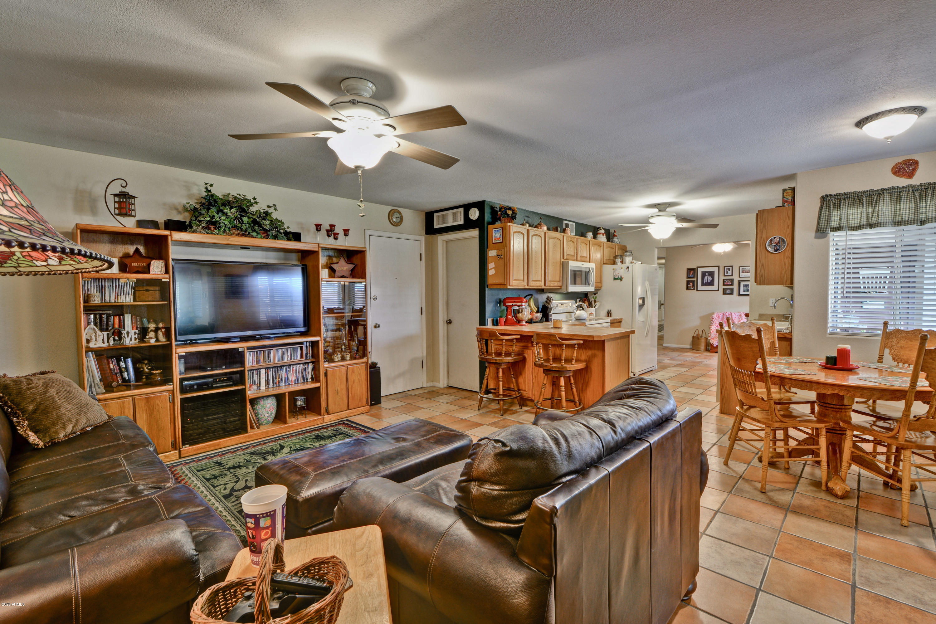 3209 West Cactus Road Phoenix, AZ 85029 - Photo 17 of 35 Cactus (19)
