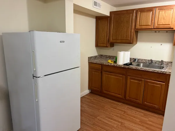 $1,500 | 539 Howe Avenue, Unit 2A, Shelton, CT 06484