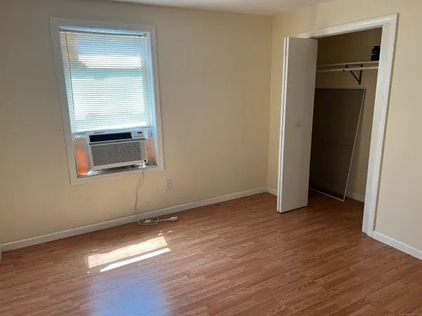 $1,500 | 539 Howe Avenue, Unit 2A, Shelton, CT 06484