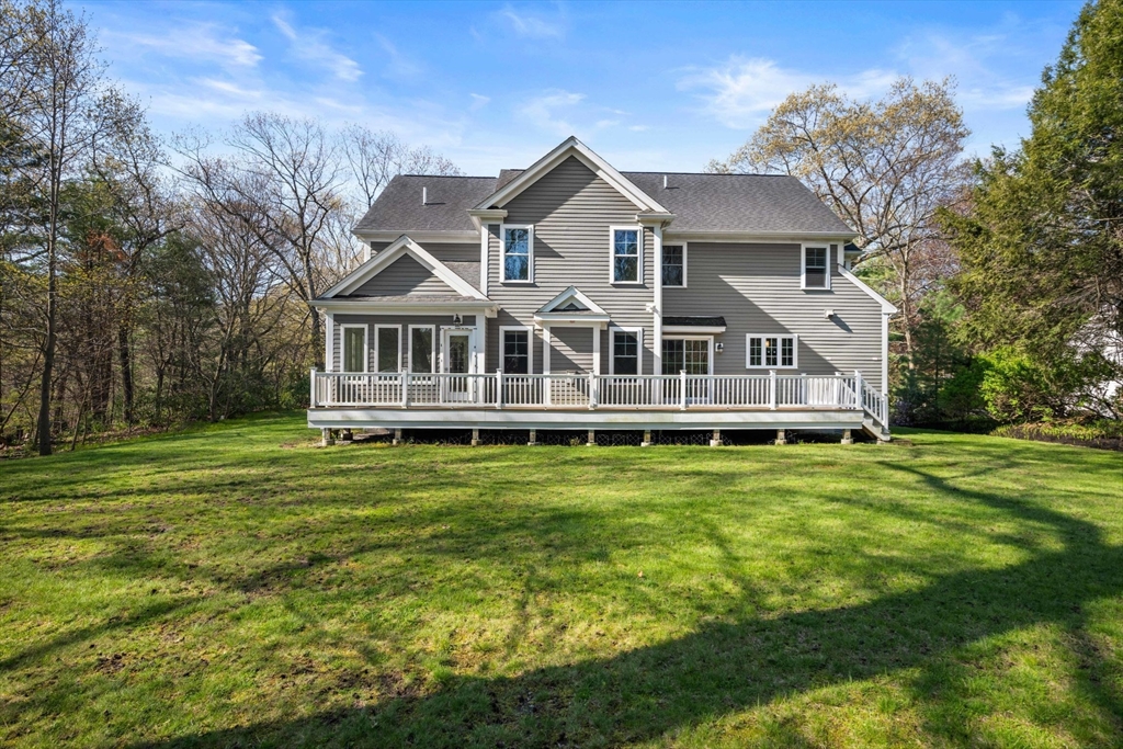 12 Pelham Road Weston, MA 02493 - Photo 3 of 34