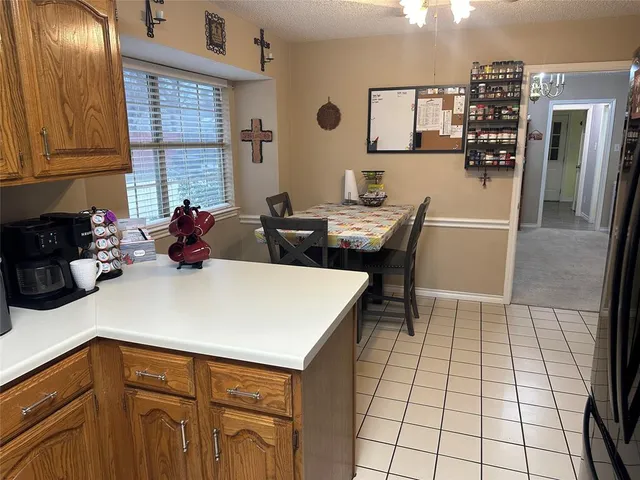 $379,900 | 1925 North Collegiate Drive, Paris, TX 75462