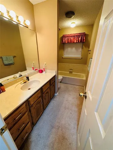 $379,900 | 1925 North Collegiate Drive, Paris, TX 75462