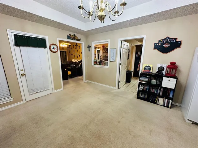 $379,900 | 1925 North Collegiate Drive, Paris, TX 75462