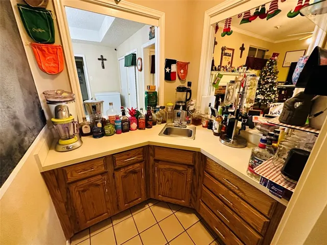 $379,900 | 1925 North Collegiate Drive, Paris, TX 75462