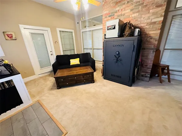 $349,000 | 1925 North Collegiate Drive, Paris, TX 75462