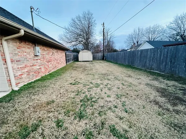 $349,000 | 1925 North Collegiate Drive, Paris, TX 75462
