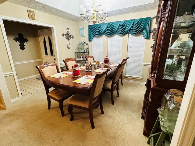 $379,900 | 1925 North Collegiate Drive, Paris, TX 75462