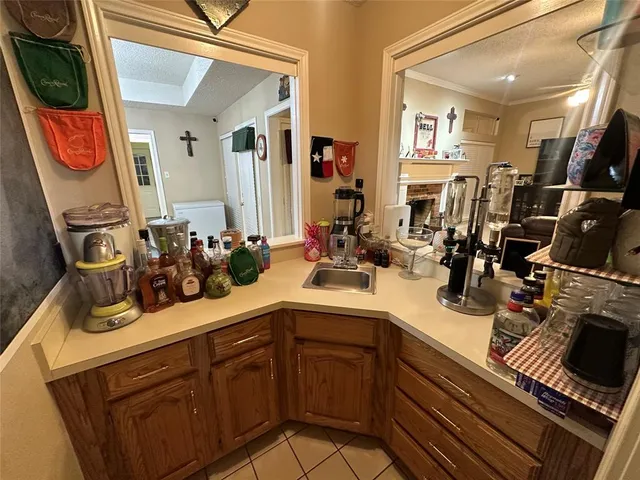 $379,900 | 1925 North Collegiate Drive, Paris, TX 75462