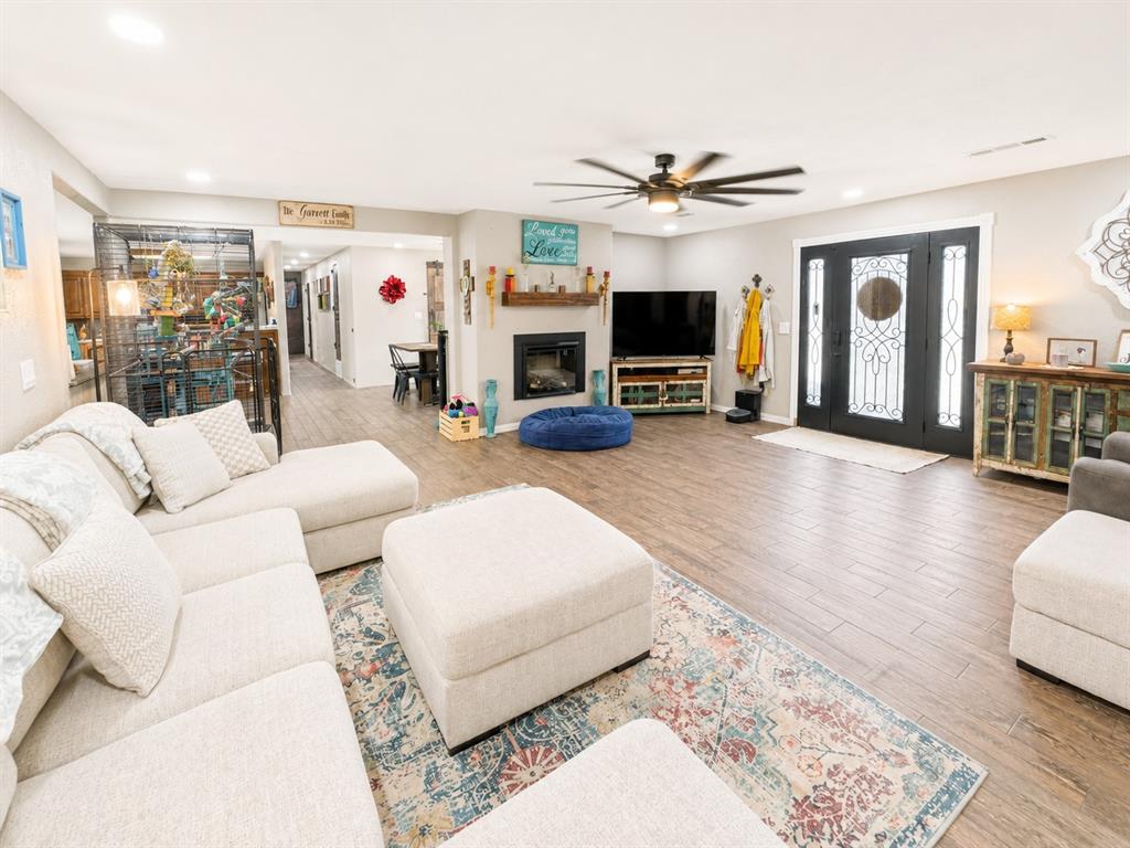 6279 Fm 1758 Road Bowie, TX 76230 - Photo 8 of 35