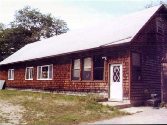 114 Fremont Road Raymond, NH 03077 - Photo 1 of 1