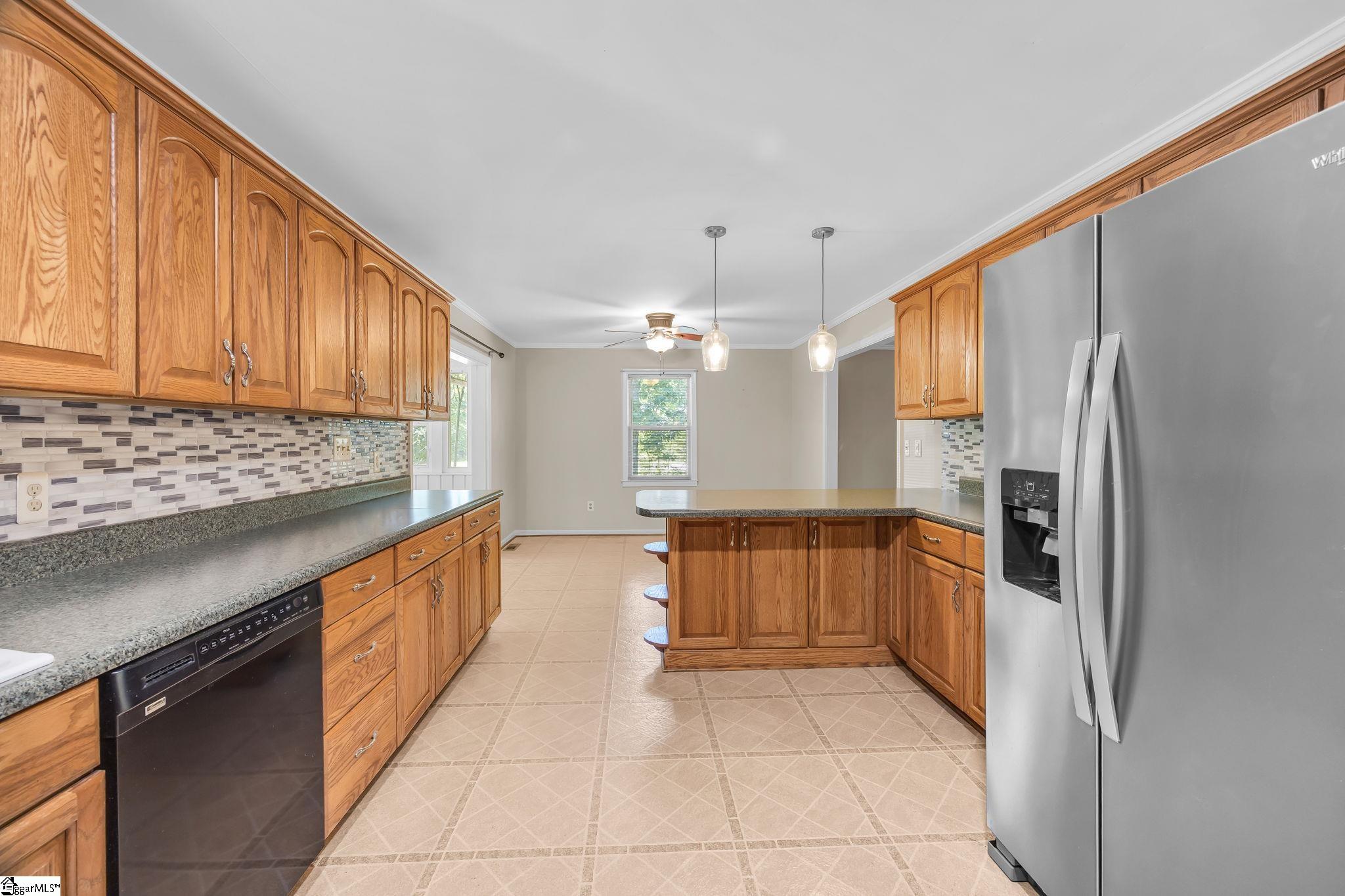 1206 Cely Road Easley, SC 29642 - Photo 15 of 50