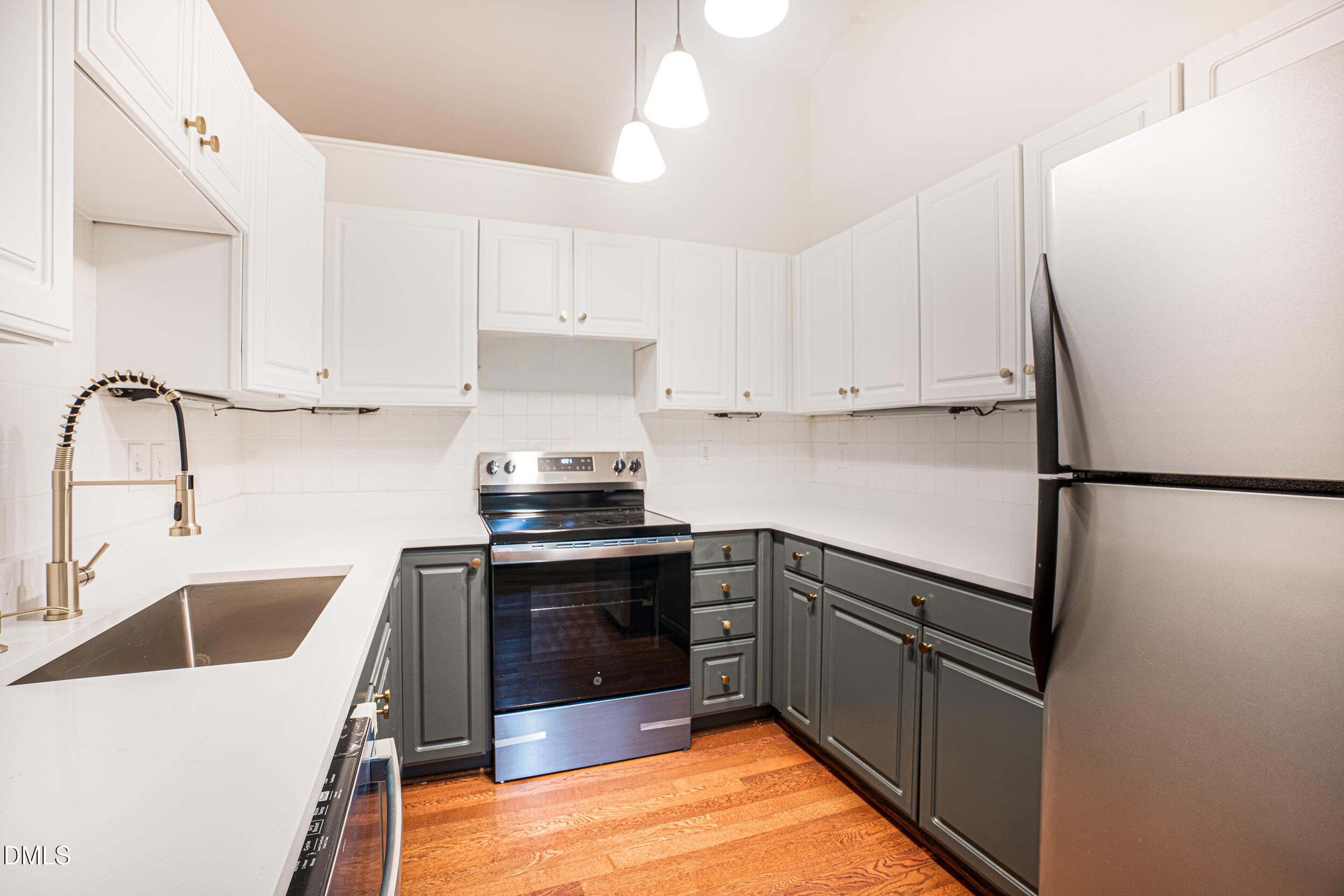 302 Goodwin Road Durham, NC 27712 - Photo 11 of 29 302 goodwin rd-6