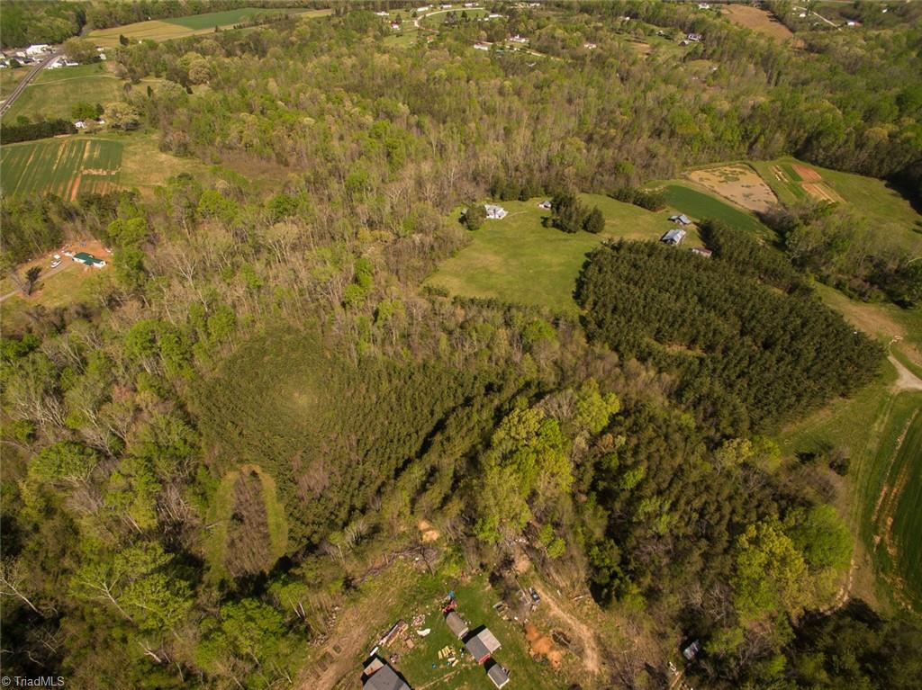 561 Strader Road Ruffin, NC 27326 - Photo 6 of 31 Gallery Image 6