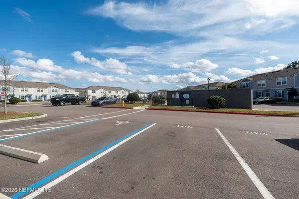 $1,700 | 513 Spanish Oaks Way, Orange Park, FL 32065