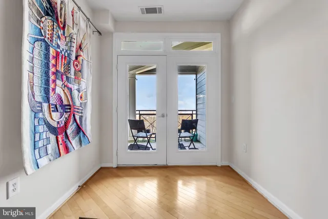 $429,900 | 1641 Ladue Court, Unit 402, Woodbridge, VA 22191