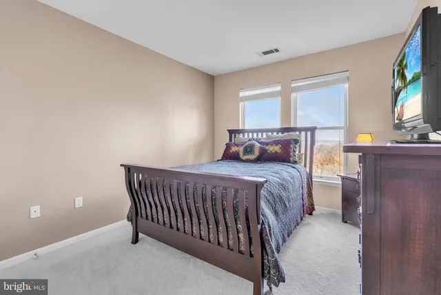 $429,900 | 1641 Ladue Court, Unit 402, Woodbridge, VA 22191