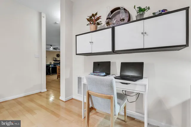 $429,900 | 1641 Ladue Court, Unit 402, Woodbridge, VA 22191