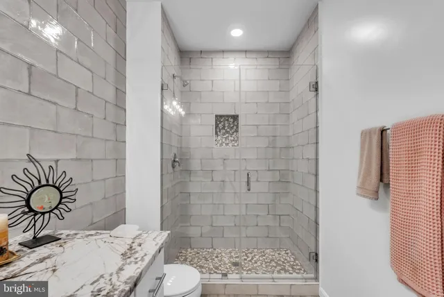 $429,900 | 1641 Ladue Court, Unit 402, Woodbridge, VA 22191