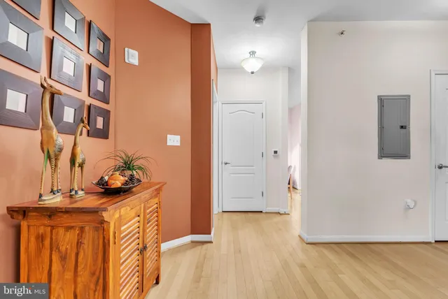 $429,900 | 1641 Ladue Court, Unit 402, Woodbridge, VA 22191