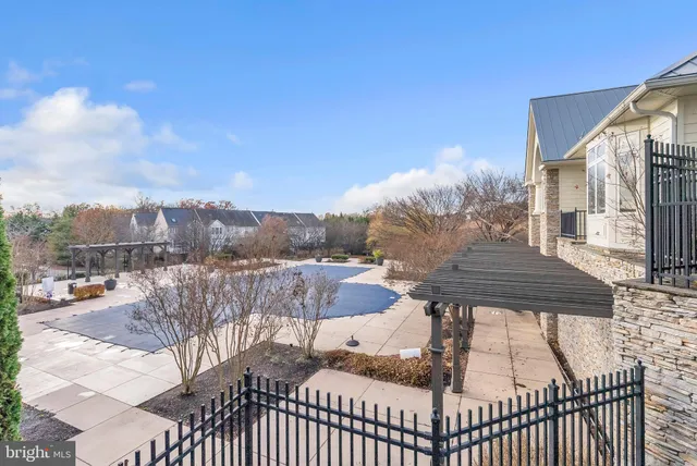 $429,900 | 1641 Ladue Court, Unit 402, Woodbridge, VA 22191