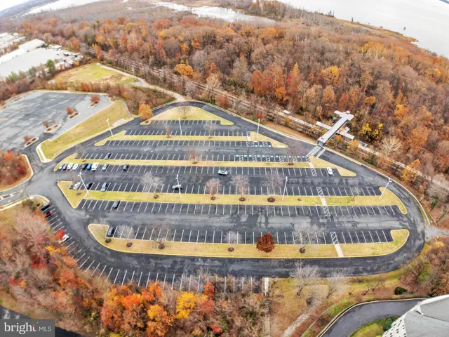 $429,900 | 1641 Ladue Court, Unit 402, Woodbridge, VA 22191