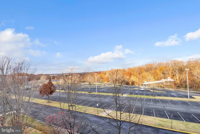 $429,900 | 1641 Ladue Court, Unit 402, Woodbridge, VA 22191