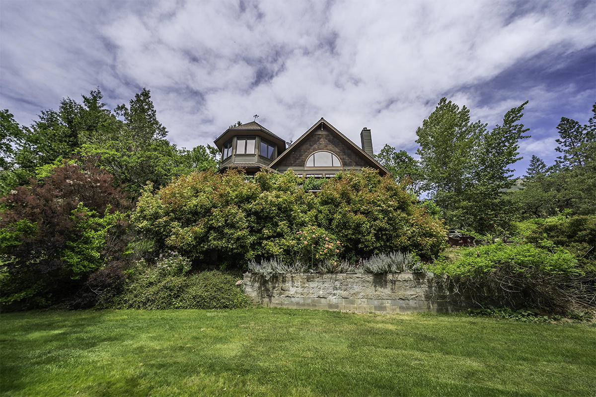 16000 North Applegate Road Grants Pass, OR 97527 - Photo 4 of 61 DSC00738-HDR