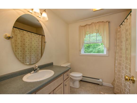 285 Prescott Road Epping, NH 03042 - Photo 17 of 29