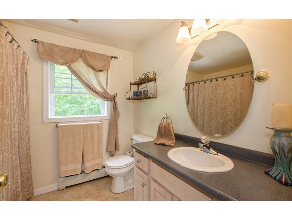 285 Prescott Road Epping, NH 03042 - Photo 22 of 29
