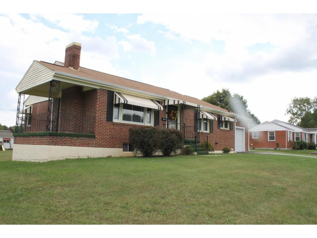 323 Sherwood Road Bristol, VA 24201 - Photo 19 of 21 Photo 19