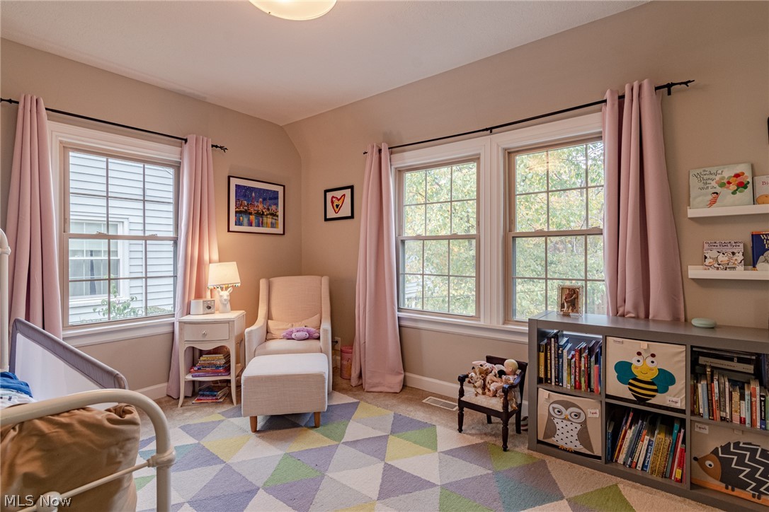 16817 Fernway Road Cleveland, OH 44120 - Photo 24 of 35