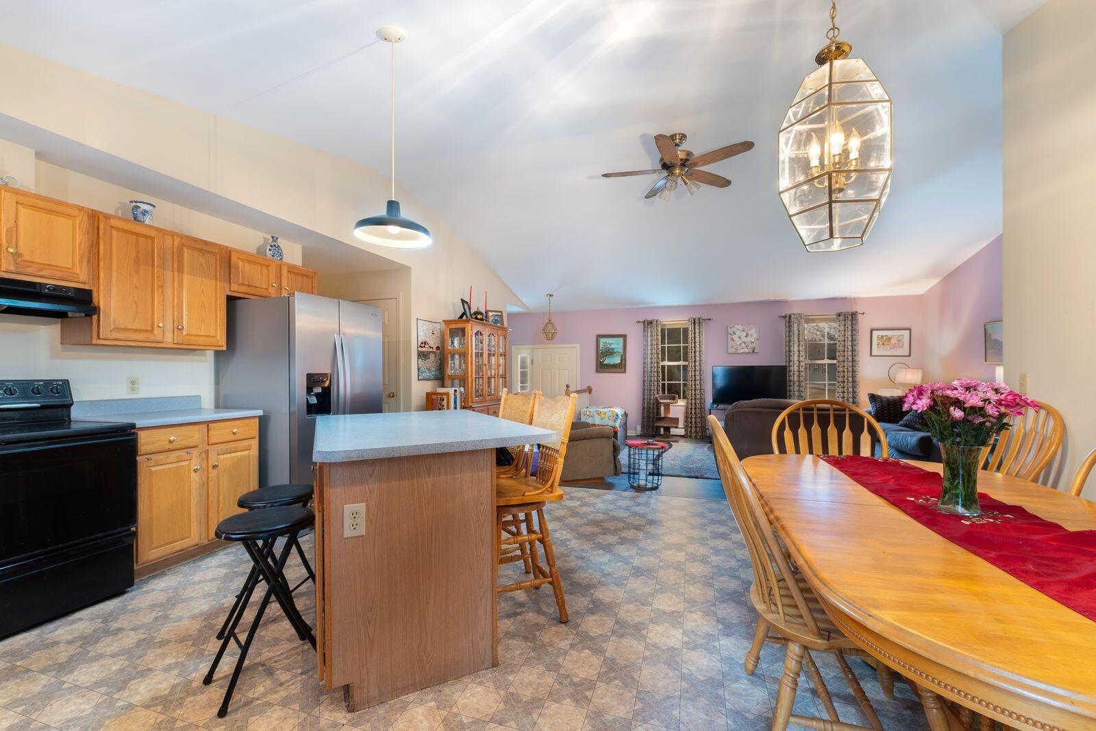 21 Kyle Street Brunswick, ME 04011 - Photo 12 of 28 21 kyle kit and dining to lvng rm