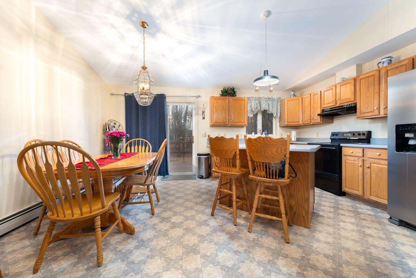 21 Kyle Street Brunswick, ME 04011 - Photo 9 of 28 21 kyle kit and dining area