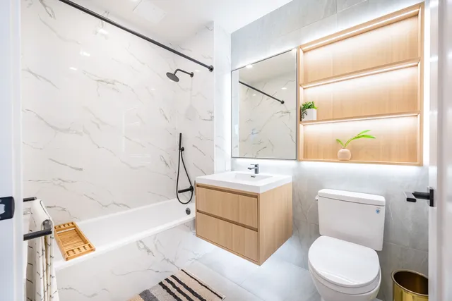 $3,980 | 37-34 33rd Street, Unit 2I | Long Island City