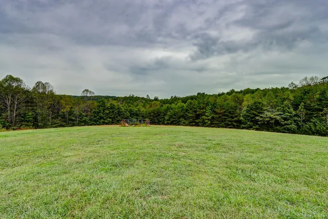 $445,000 | 2315 Roark Mill Road, Hurt, VA 24563