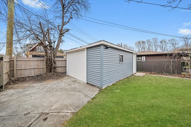 $237,000 | 440 West 110th Place, Chicago, IL 60628