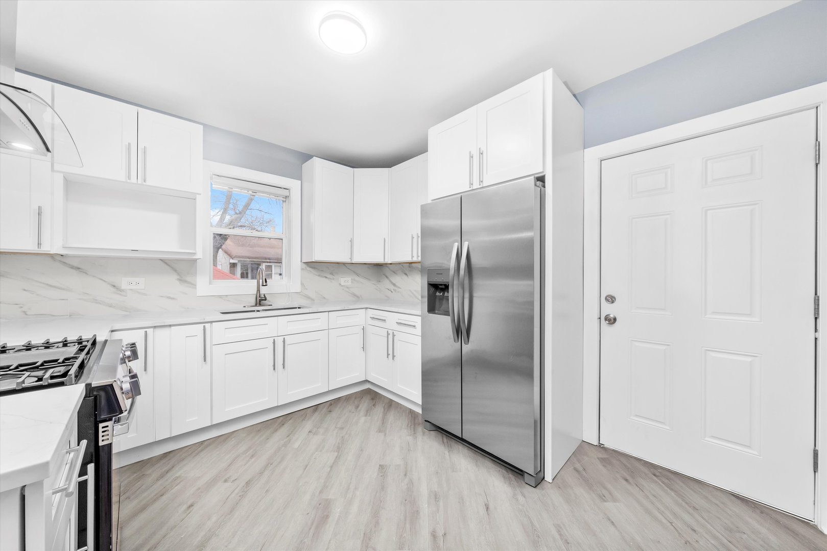 440 West 110th Place Chicago, IL 60628 - Photo 7 of 42