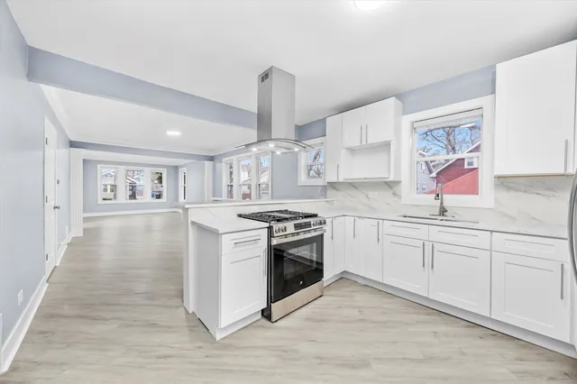 $237,000 | 440 West 110th Place, Chicago, IL 60628