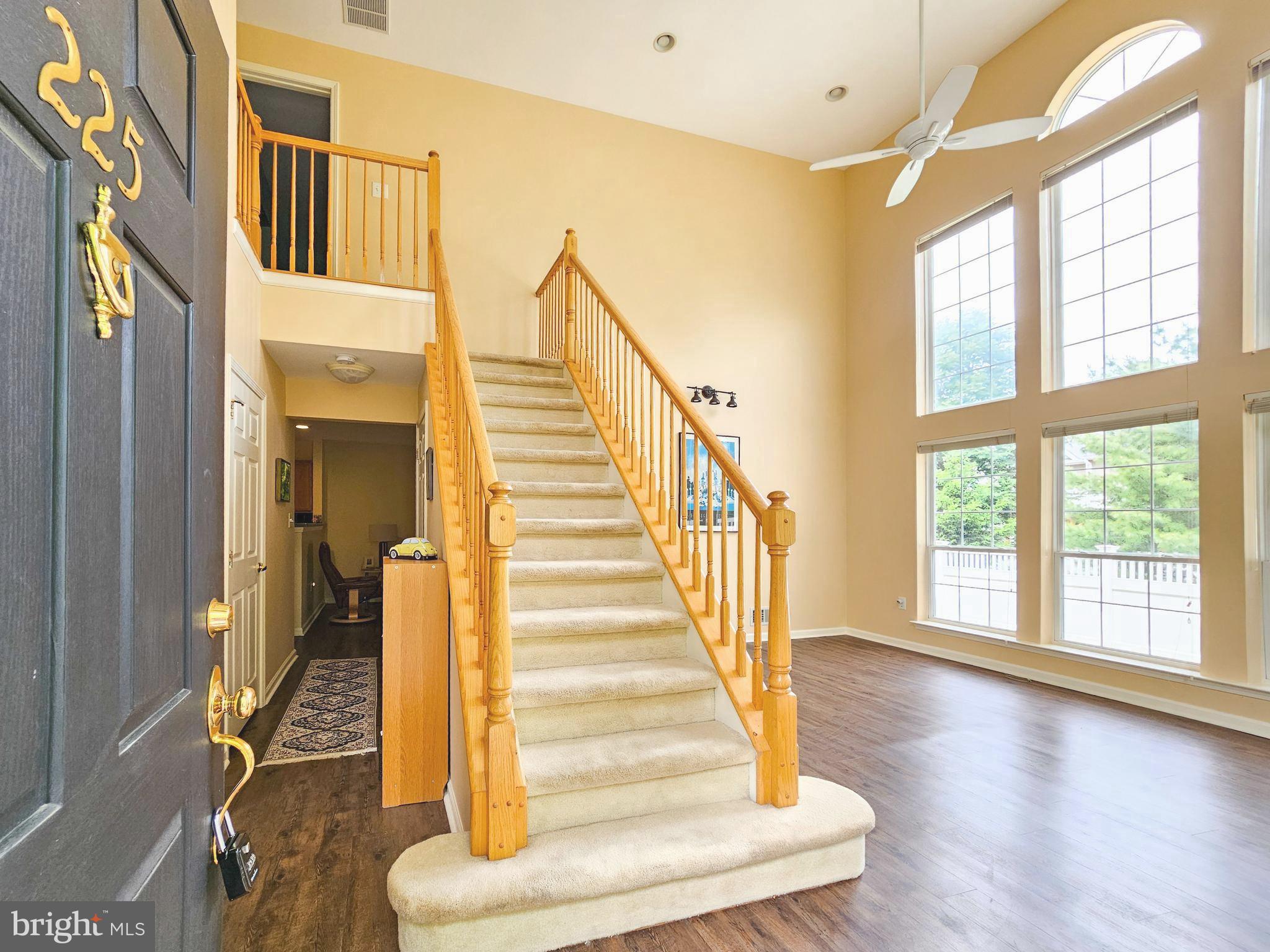 225 Colt Street Pennington, NJ 08534 - Photo 4 of 47