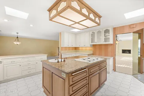 $1,599,000 | 720 Camino Concordia, Camarillo, CA 93010