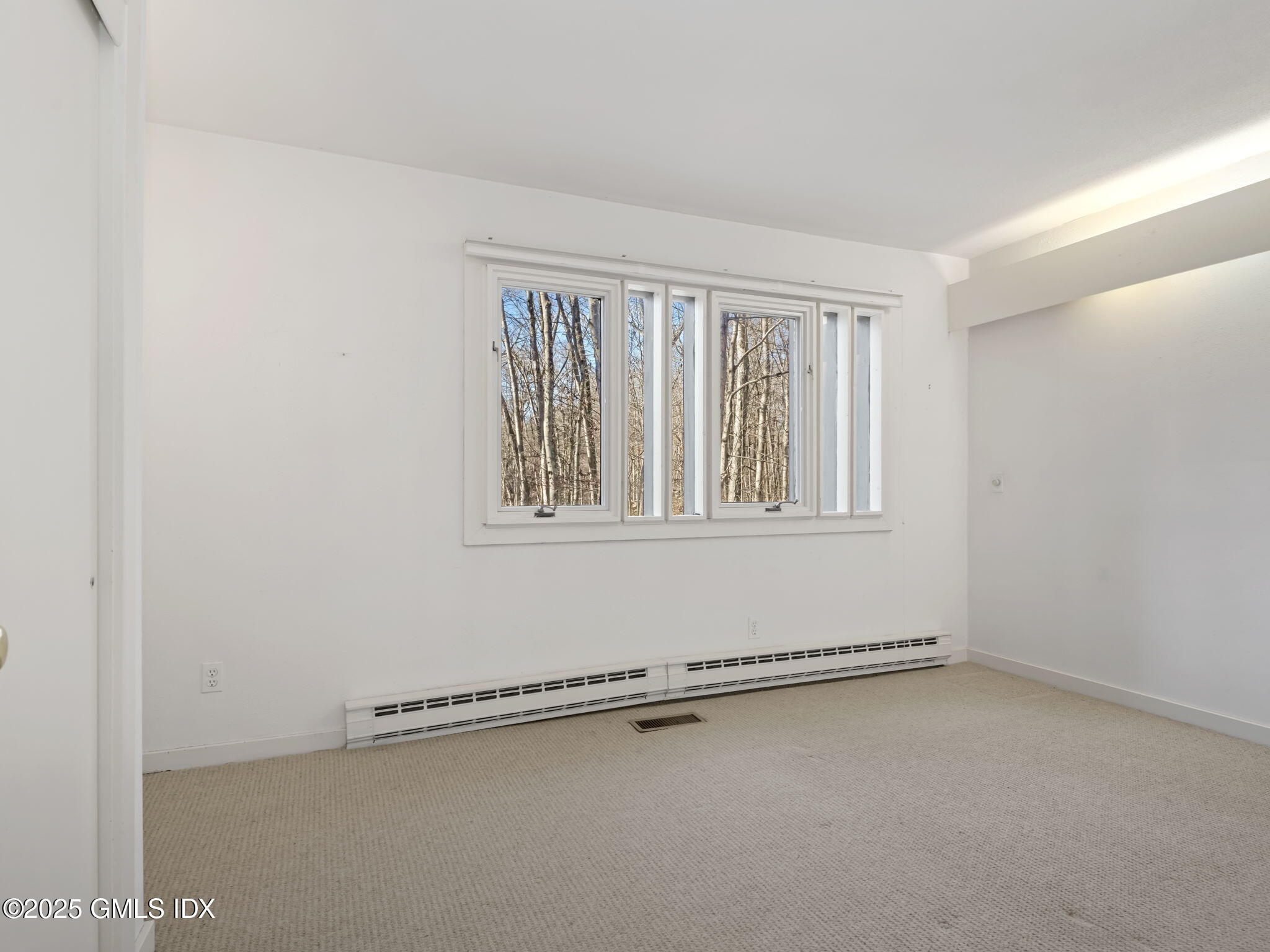 484 Cognewaugh Road Cos Cob, CT 06807 - Photo 30 of 35 22-web-or-mls-484-cognewaugh-rd