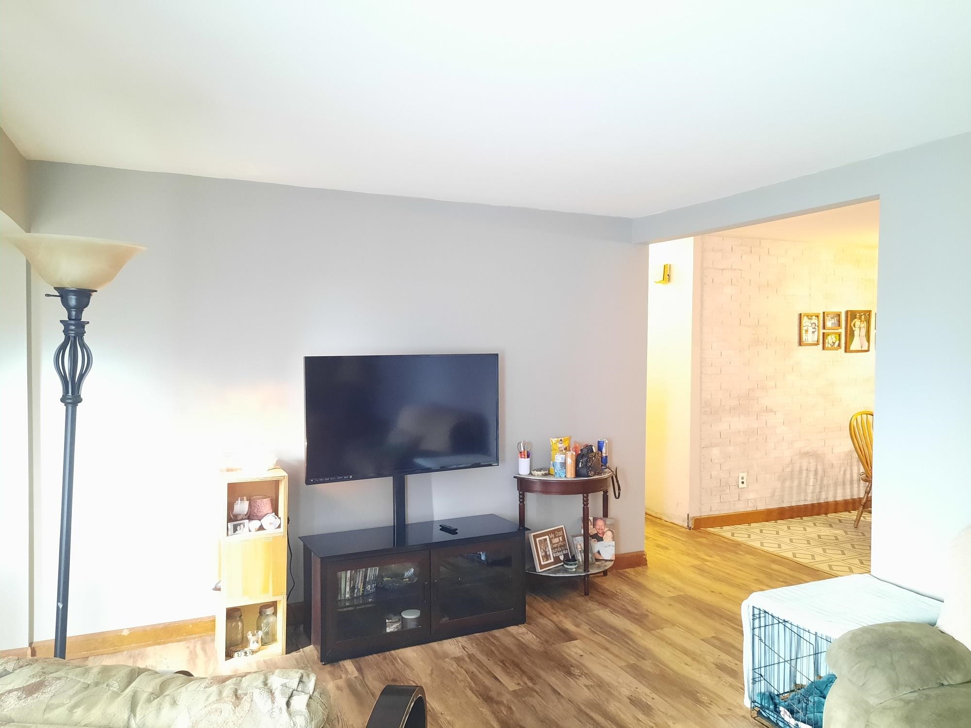 5347 East Carpenter Road Flint, MI 48506 - Photo 13 of 31 50127780-12.JPG