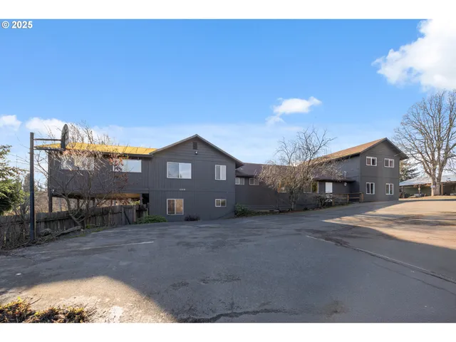 $1,399,000 | 4201 Barrett Drive, Hood River, OR 97031
