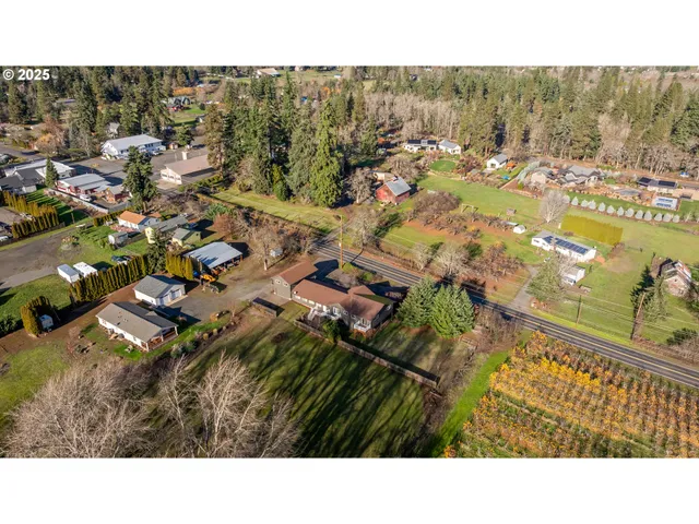 $1,399,000 | 4201 Barrett Drive, Hood River, OR 97031