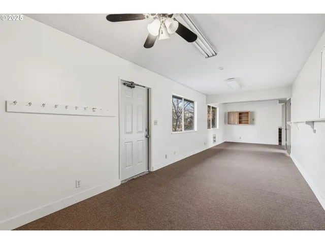 $1,399,000 | 4201 Barrett Drive, Hood River, OR 97031