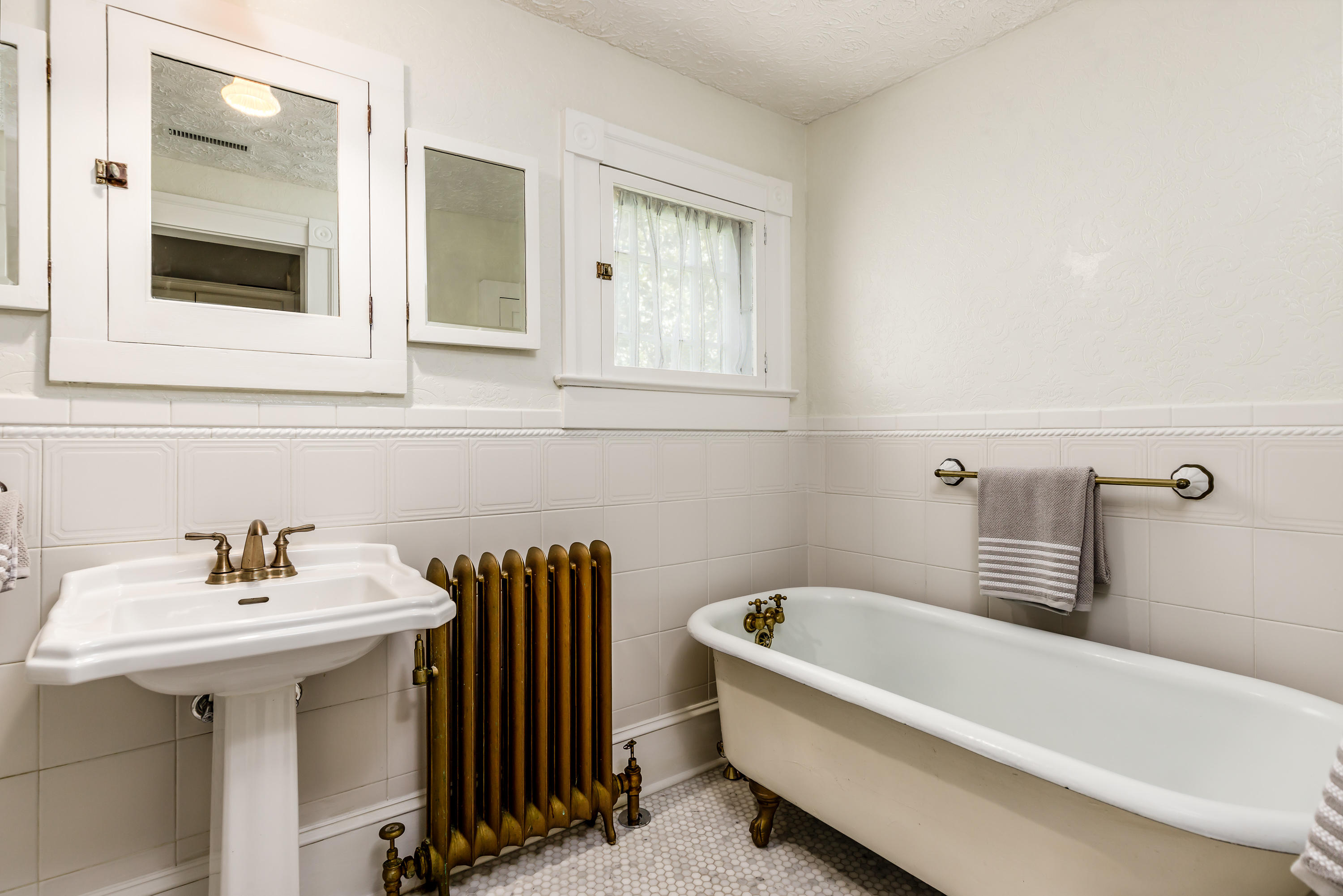 70 Laurel Road Pinehurst, NC 28374 - Photo 21 of 43 Master Bathroom