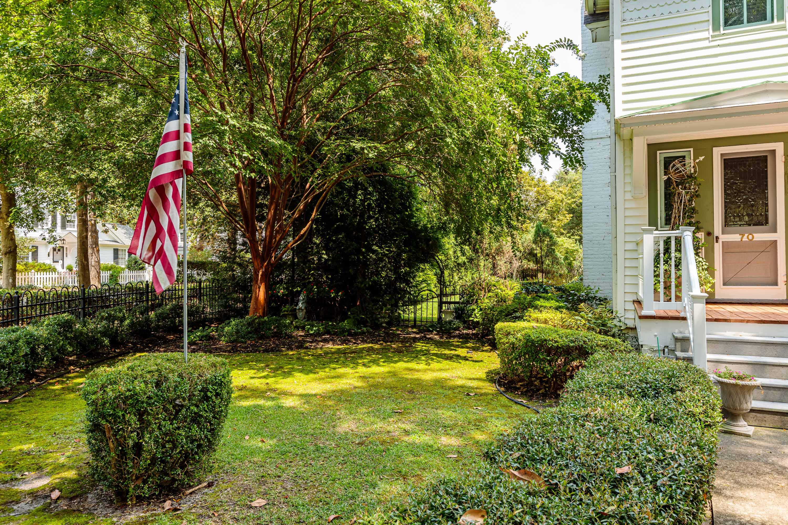 70 Laurel Road Pinehurst, NC 28374 - Photo 29 of 43 Front of House